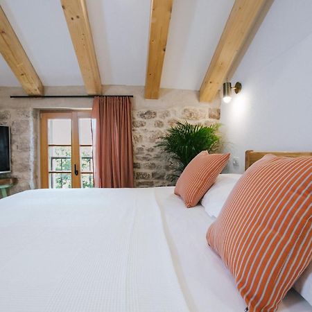 Hotel Franka Trogir Zewnętrze zdjęcie