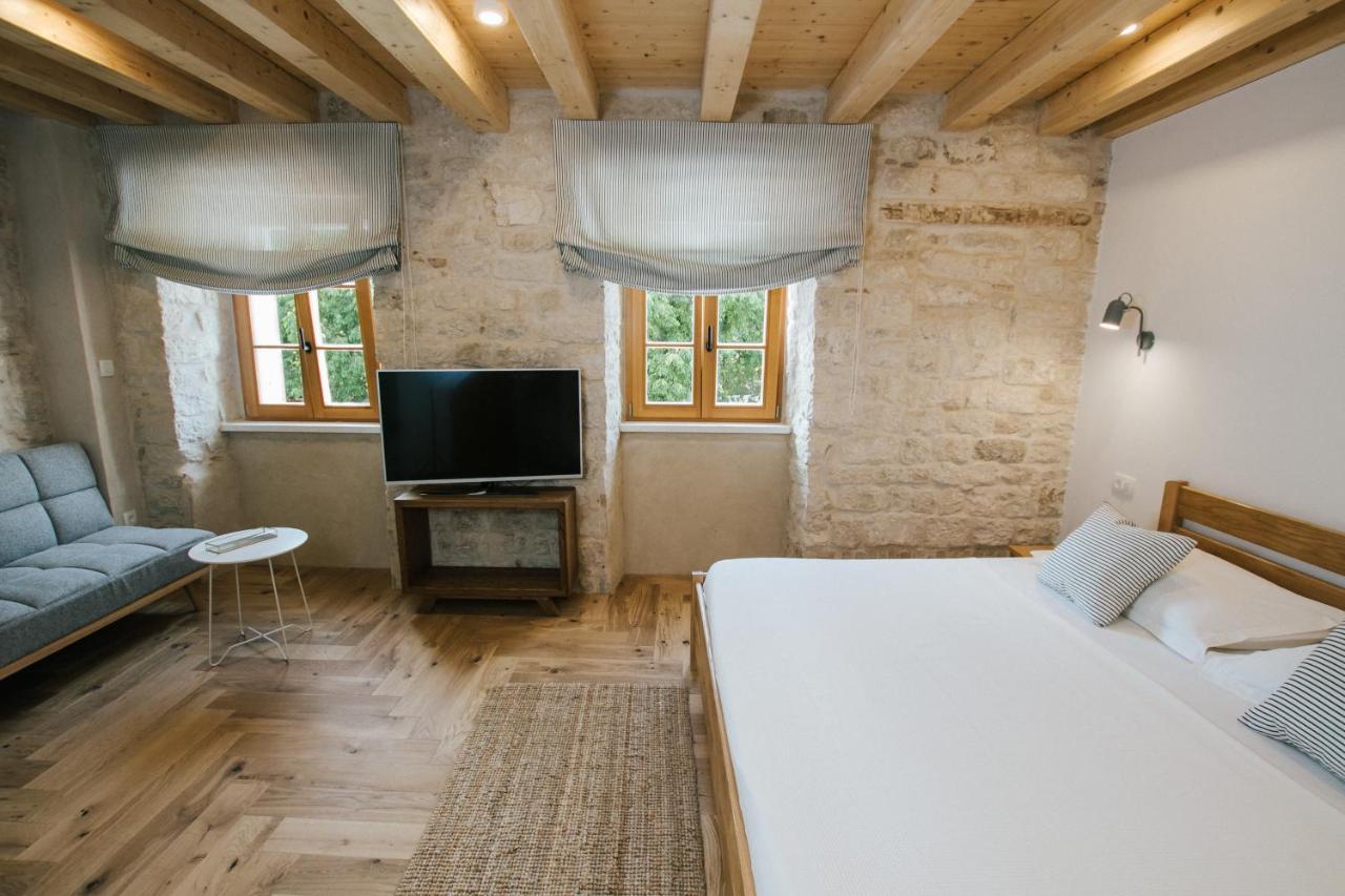 Hotel Franka Trogir Zewnętrze zdjęcie